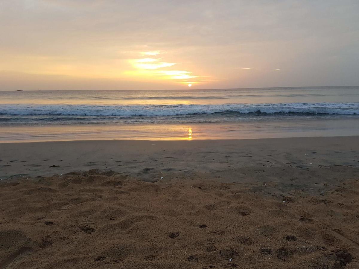 Luna Beach Hotel 닐라벨리 외부 사진