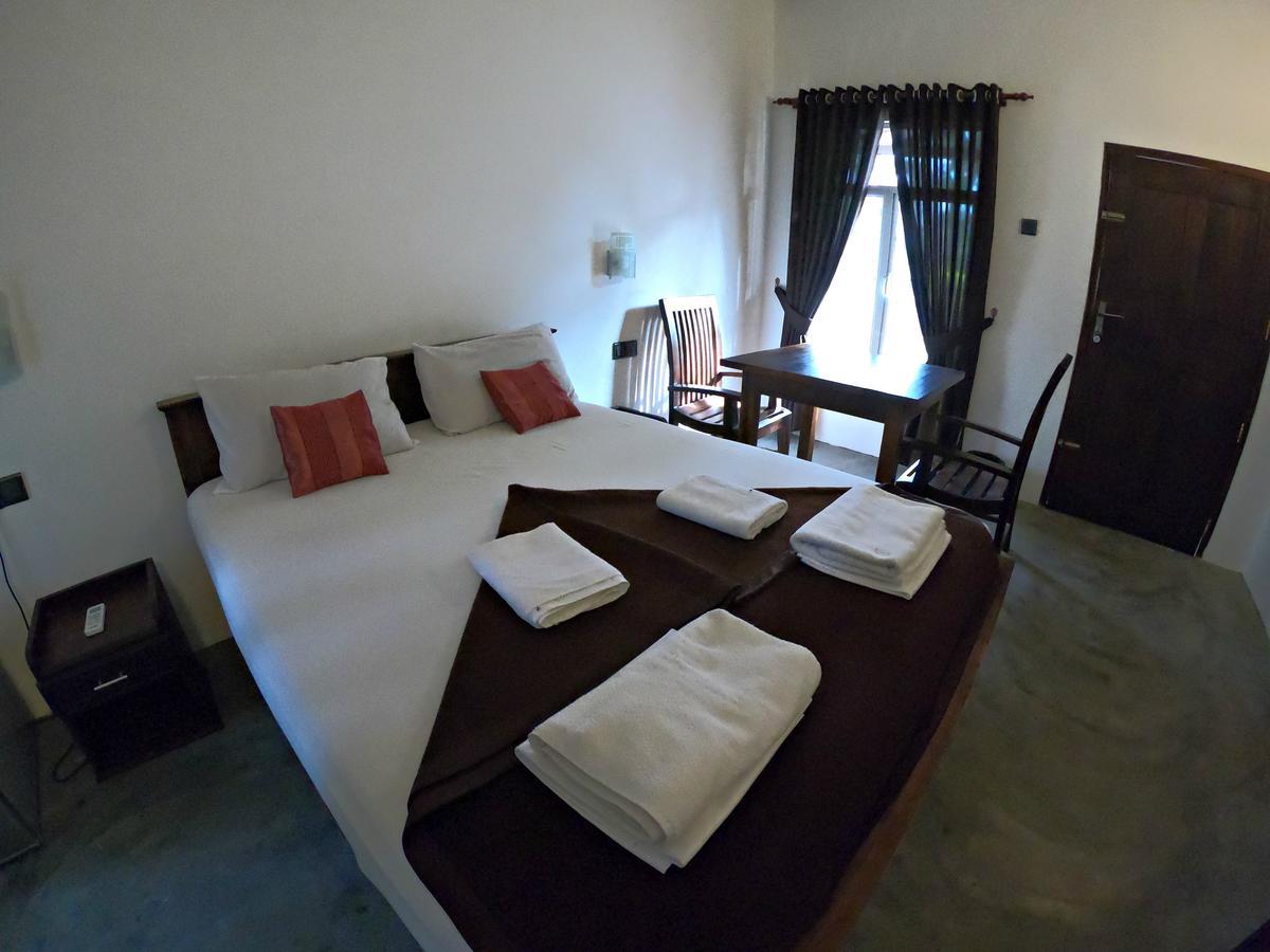 Luna Beach Hotel 닐라벨리 외부 사진